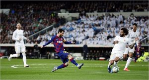 Por qué los jugadores de fútbol prefieren el césped natural al césped artificial