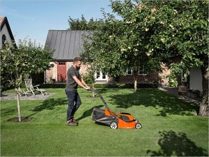 Cómo preparar el césped antes de la primavera